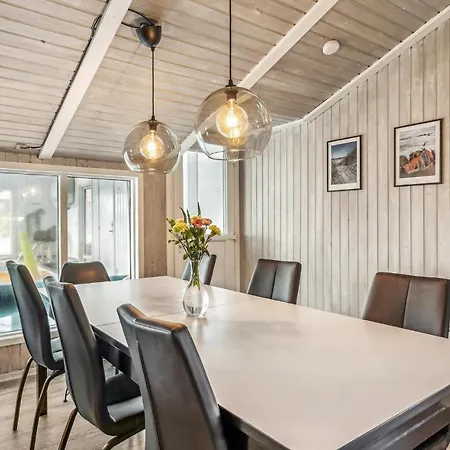 Nice In Ringkbing With Indoor Swimming Pool, Sauna And 4 Bedrooms * Ringkøbing
